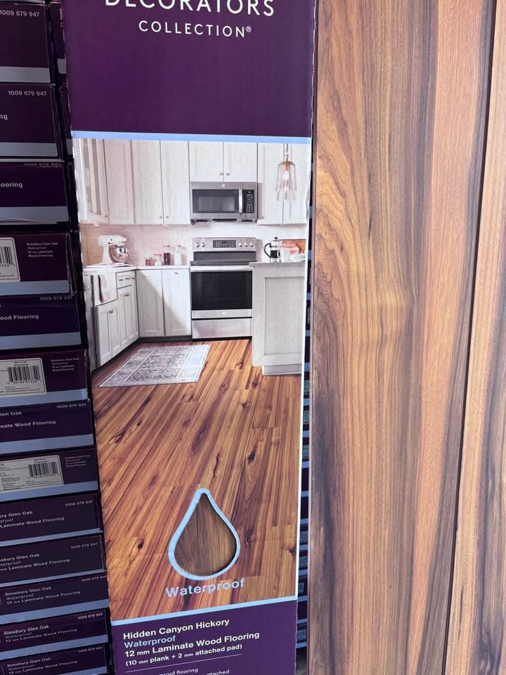 Hidden Canyon Hickory 12 mm T x 8 in. W Waterproof Laminate Wood Flooring — photo 7